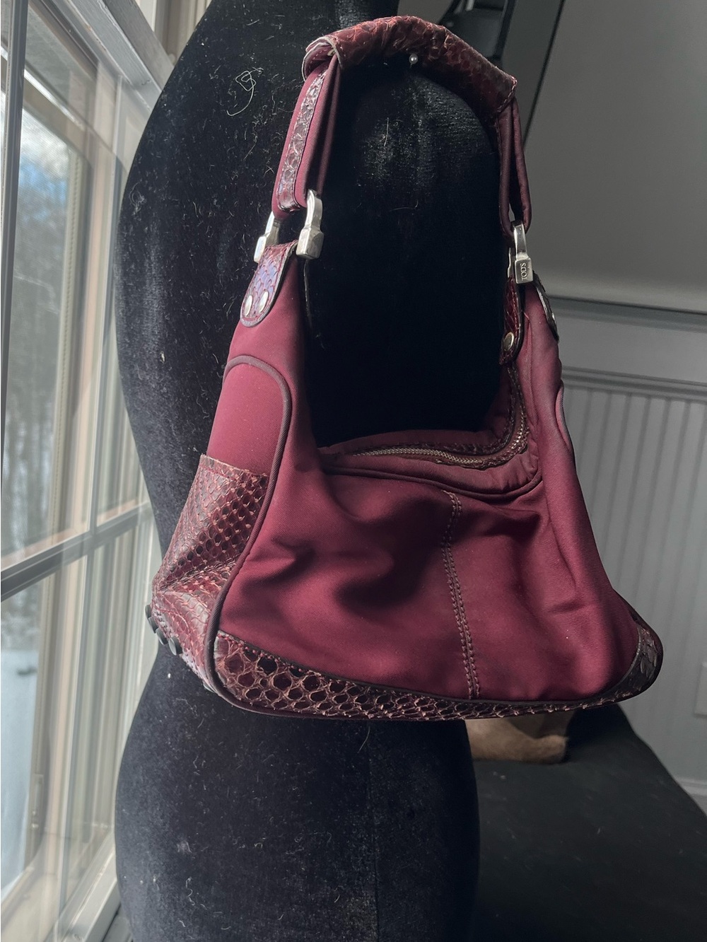 Vintage J.P.Tod’s Skin/Nylon Burgundy Hobo Shoulder Bag -